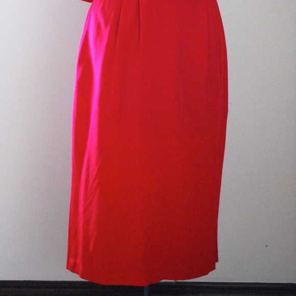 100% Silk Cherry Red Collared Dress - Picture 8 of 12